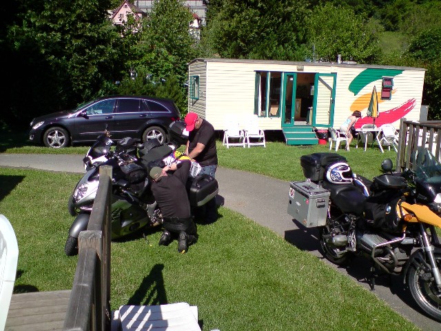 640x480 pixels (130K)